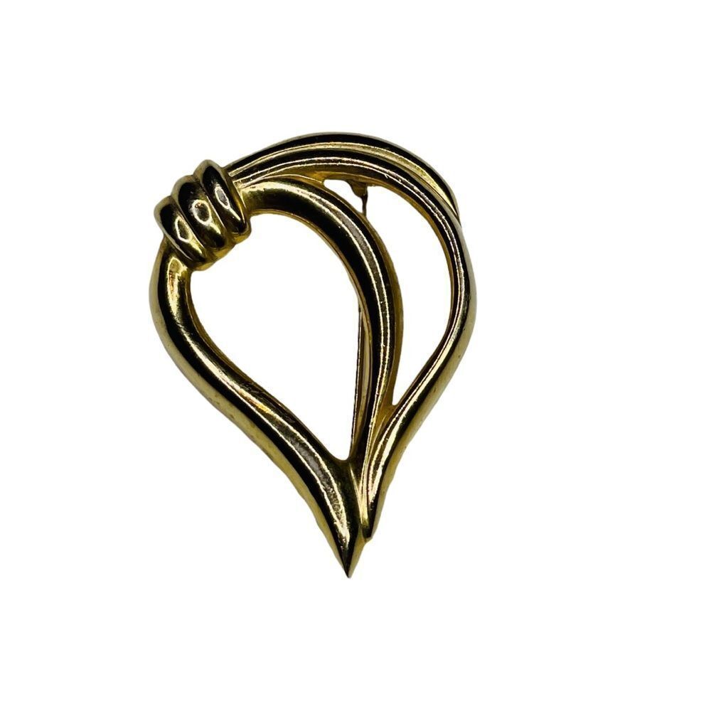10/$25🦋 Vintage Gold Swirl Pin